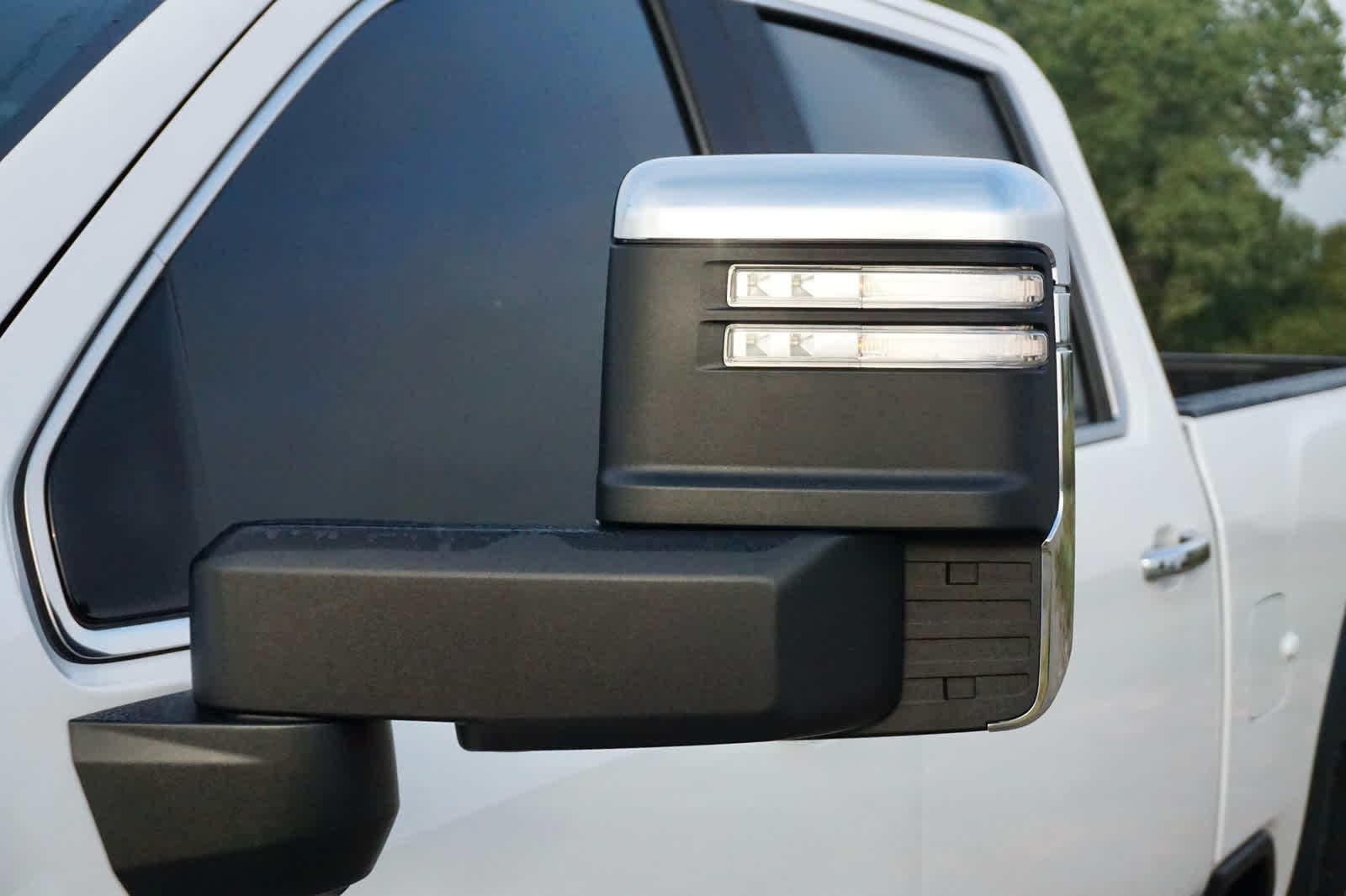 2025 GMC Sierra 2500HD 4WD Crew Cab Standard Bed Denali