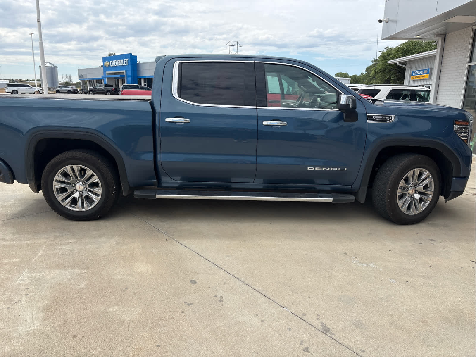 2025 GMC Sierra 1500 Denali