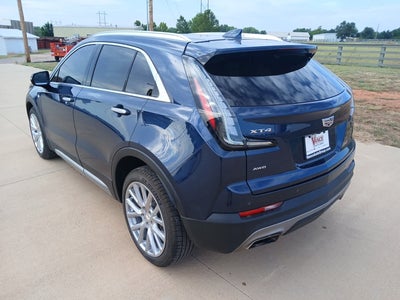 2022 Cadillac XT4 AWD Premium Luxury
