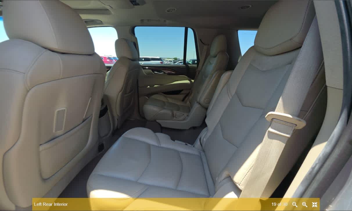 2017 Cadillac Escalade Luxury