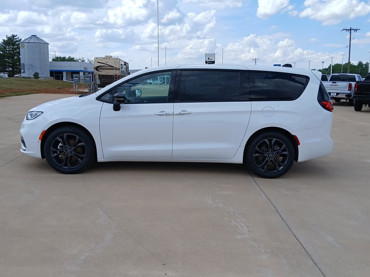 2026 Chrysler Pacifica PACIFICA SELECT