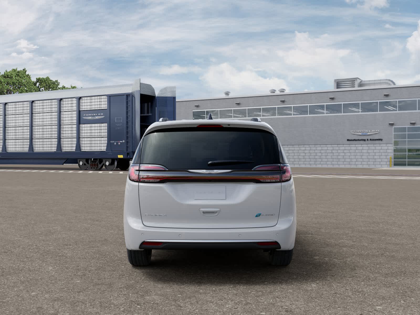 2025 Chrysler Pacifica Hybrid Pinnacle