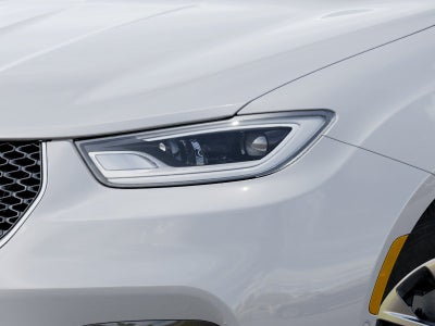 2025 Chrysler Pacifica Hybrid Pinnacle