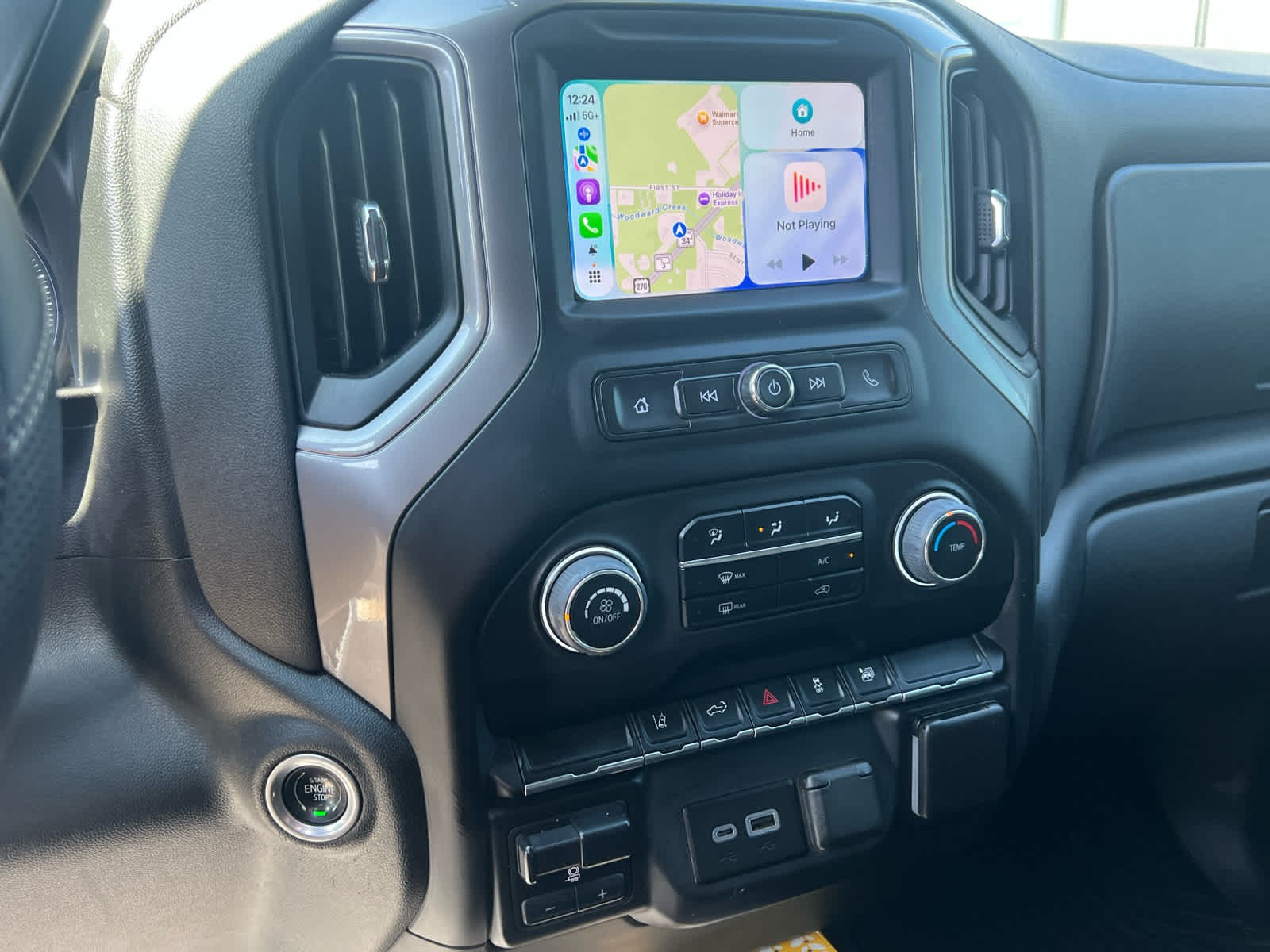 2024 Chevrolet Silverado 2500HD 4WD Crew Cab Standard Bed Custom