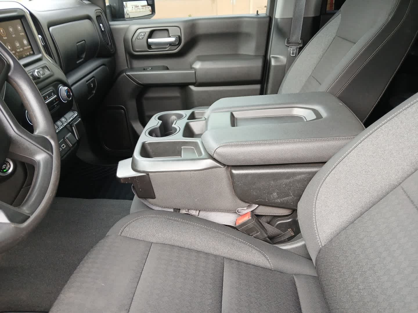 2024 Chevrolet Silverado 2500HD 4WD Crew Cab Standard Bed Custom