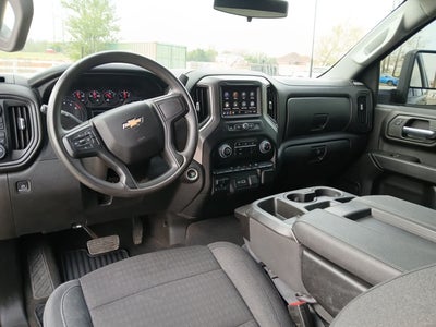 2024 Chevrolet Silverado 2500HD 4WD Crew Cab Standard Bed Custom
