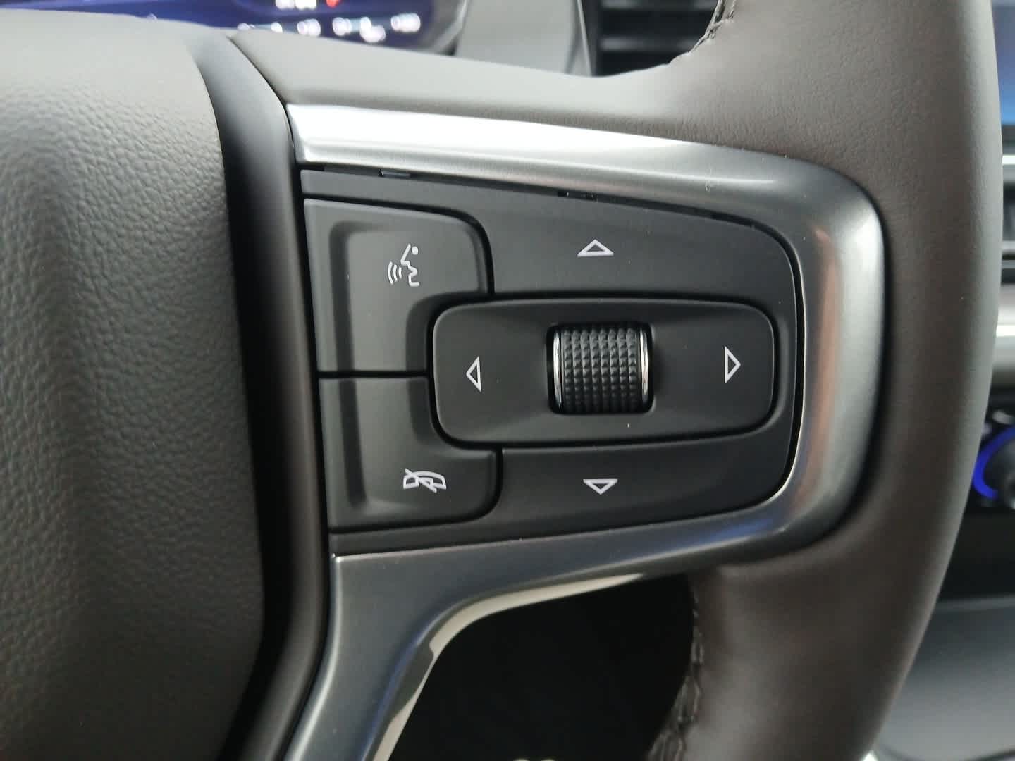2026 Chevrolet Silverado 1500 4WD Crew Cab Short Bed LTZ