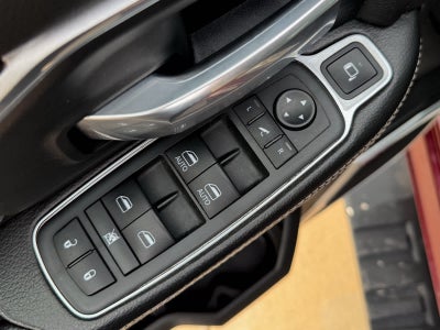 2020 RAM 3500 Laramie Crew Cab 4x4 8' Box