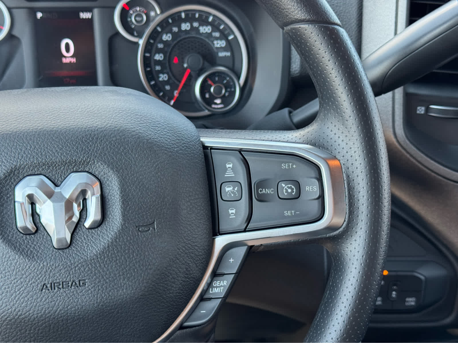 2026 RAM Ram 2500 RAM 2500 TRADESMAN CREW CAB 4X4 6'4' BOX