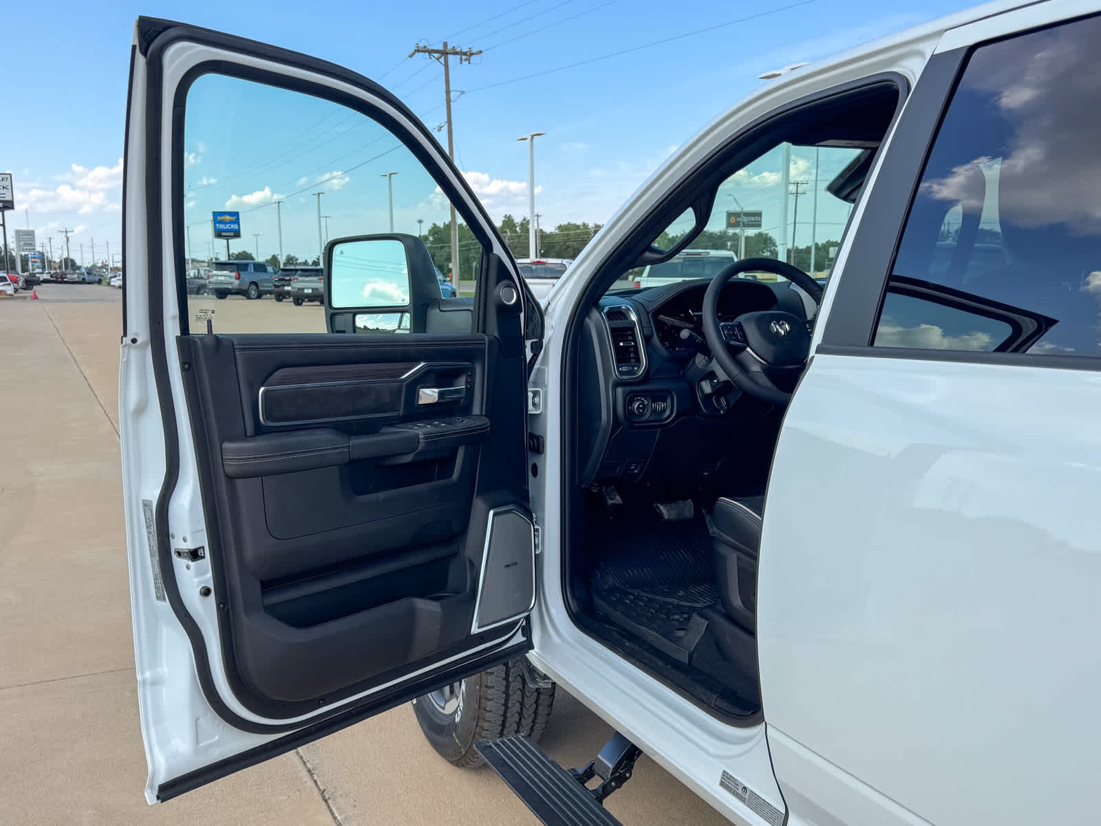 2026 RAM Ram 2500 RAM 2500 LARAMIE CREW CAB 4X4 6'4' BOX