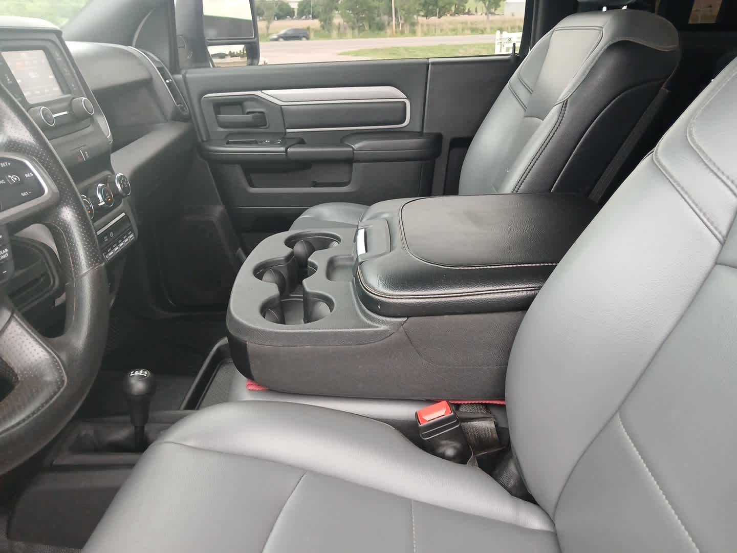 2024 RAM 3500 Tradesman Regular Cab 4x4 8' Box