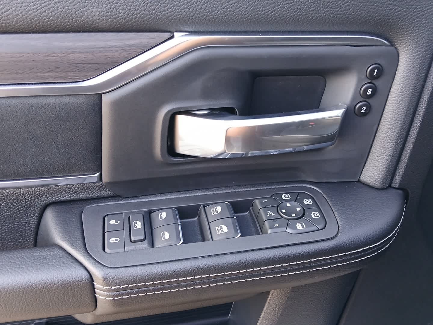 2026 RAM Ram 3500 RAM 3500 LARAMIE CREW CAB 4X4 8' BOX