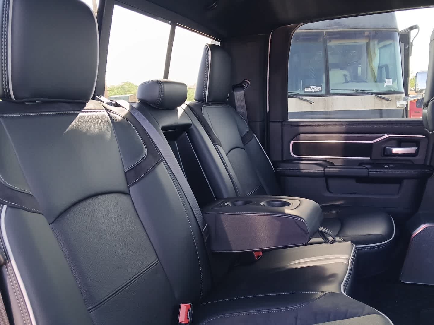 2026 RAM Ram 3500 RAM 3500 LARAMIE CREW CAB 4X4 8' BOX