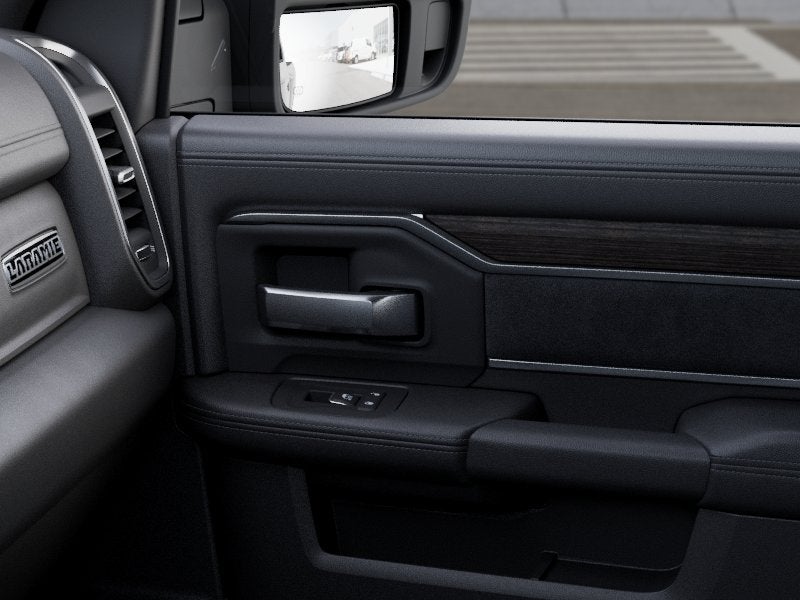 2027 RAM Ram 3500 RAM 3500 LARAMIE CREW CAB 4X4 8' BOX
