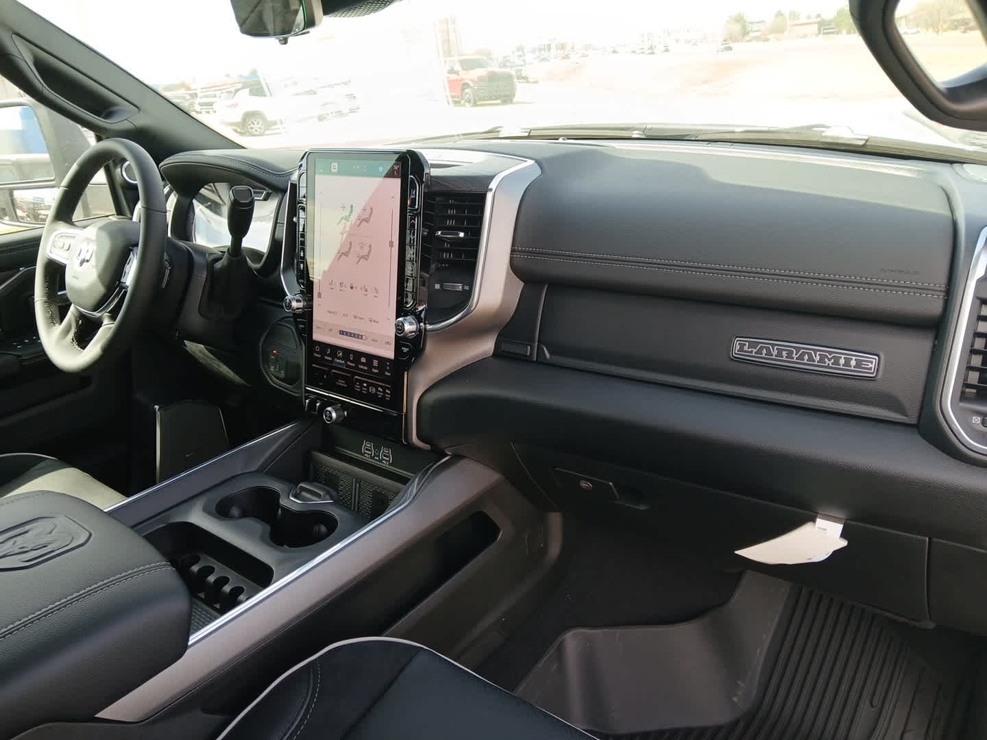 2026 RAM Ram 3500 RAM 3500 LARAMIE MEGA CAB 4X4 6'4' BOX