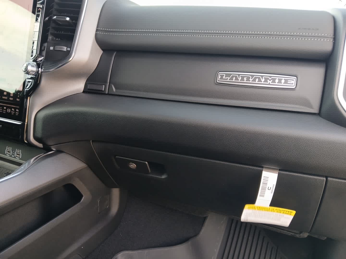 2026 RAM Ram 3500 RAM 3500 LARAMIE MEGA CAB 4X4 6'4' BOX