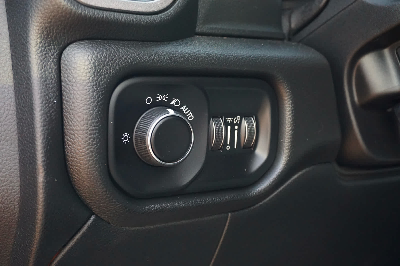2019 RAM 5500 Chassis Tradesman/SLT/Laramie/Limited