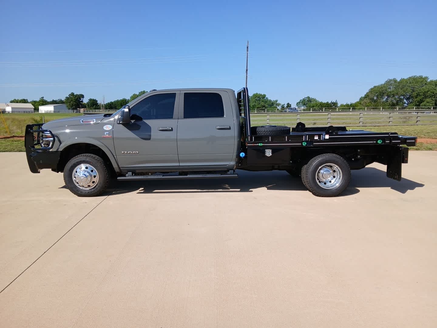 2026 RAM Ram 3500 Chassis Cab RAM 3500 BIG HORN CREW CAB CHASSIS 4X4 60' CA