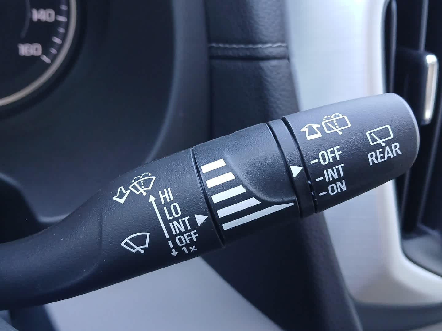 2024 GMC Terrain FWD SLE