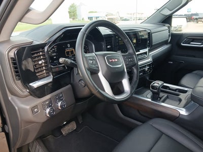 2024 GMC Sierra 1500 4WD Crew Cab Short Box SLT