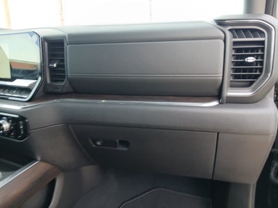 2024 GMC Sierra 1500 4WD Crew Cab Short Box SLT