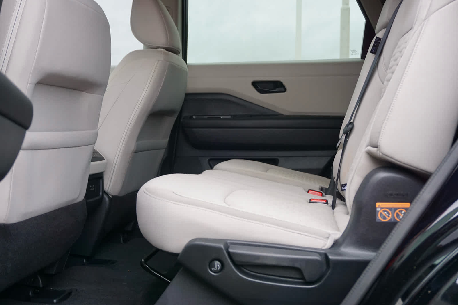 2024 Nissan Pathfinder SV 4WD
