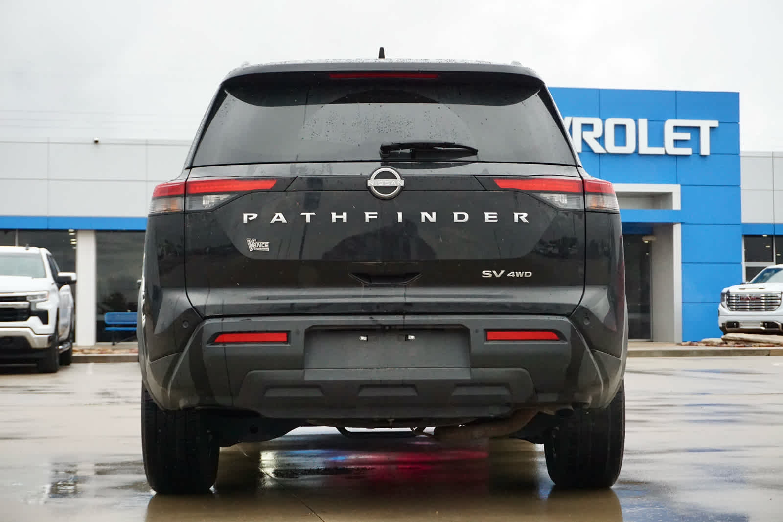 2024 Nissan Pathfinder SV 4WD