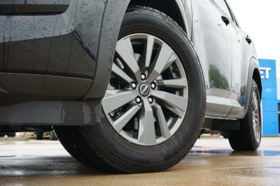 2024 Nissan Pathfinder SV 4WD