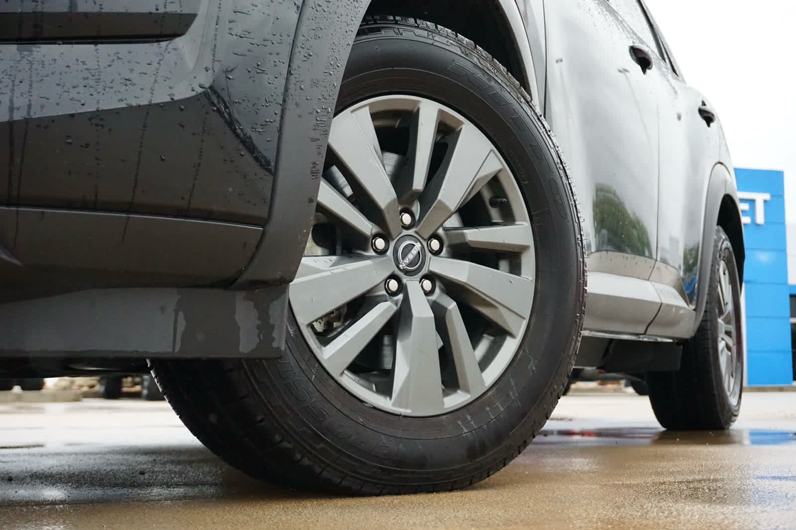 2024 Nissan Pathfinder SV 4WD