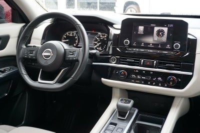 2024 Nissan Pathfinder SV 4WD