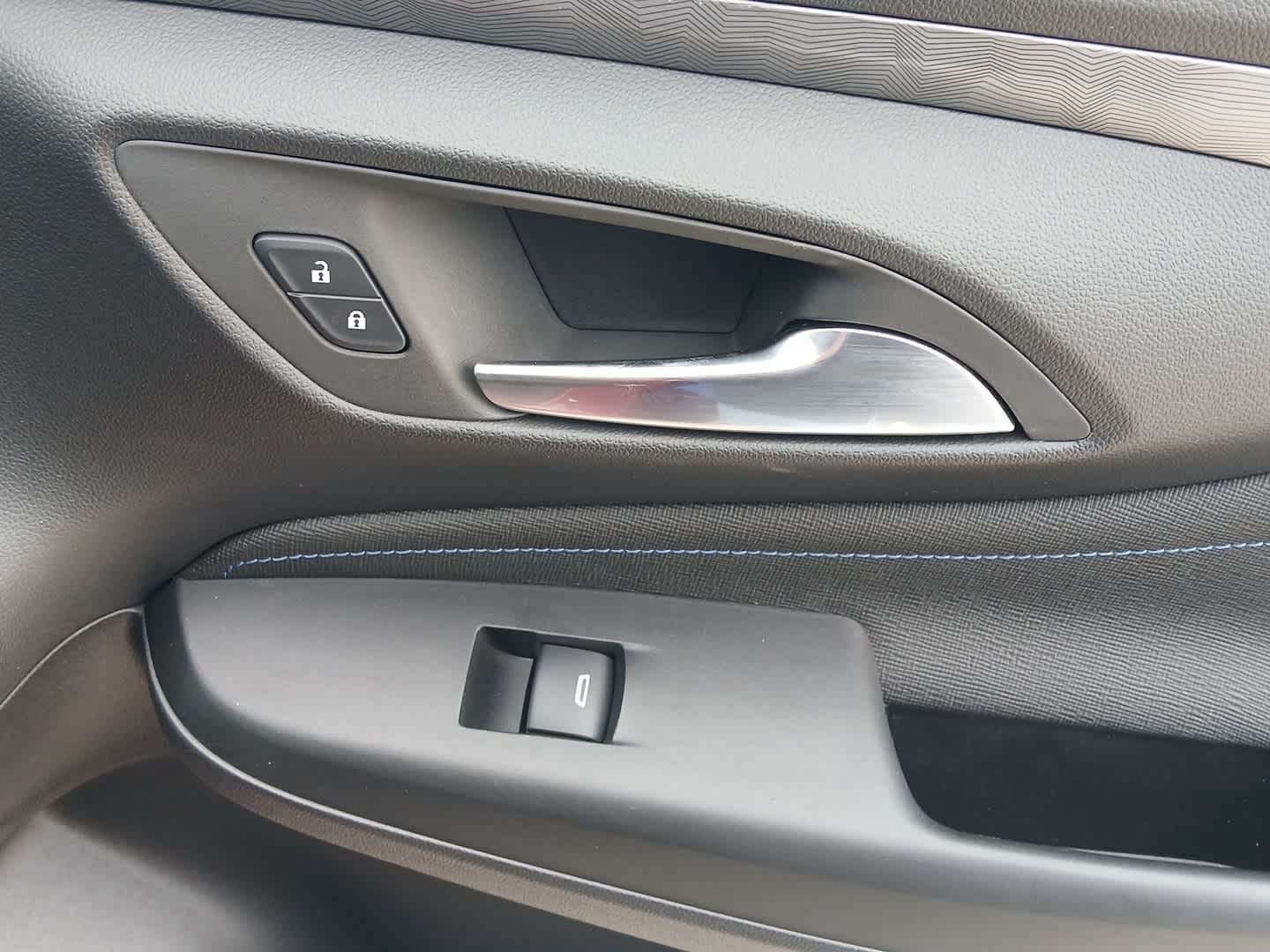 2025 Buick Envista Sport Touring FWD