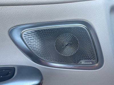 2025 Mercedes-Benz C 300 C 300