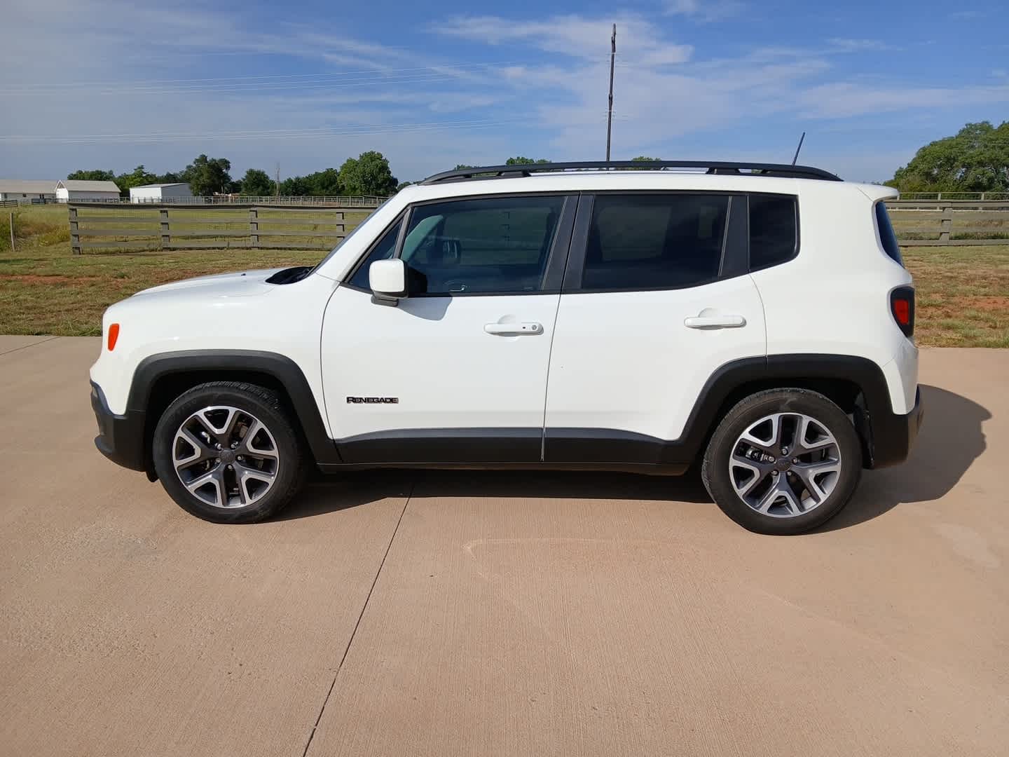 2018 Jeep Renegade Latitude FWD