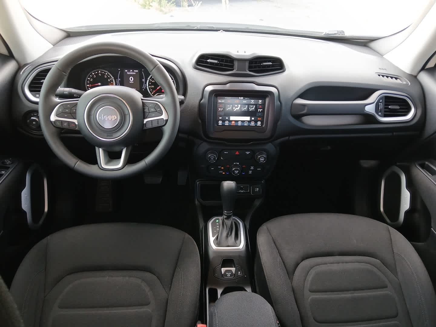 2018 Jeep Renegade Latitude FWD