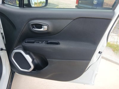 2018 Jeep Renegade Latitude FWD