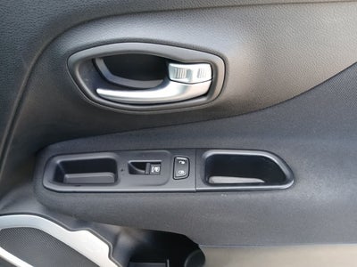 2018 Jeep Renegade Latitude FWD