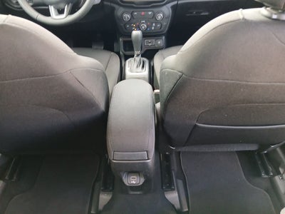 2018 Jeep Renegade Latitude FWD