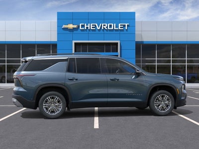 2025 Chevrolet Traverse LT