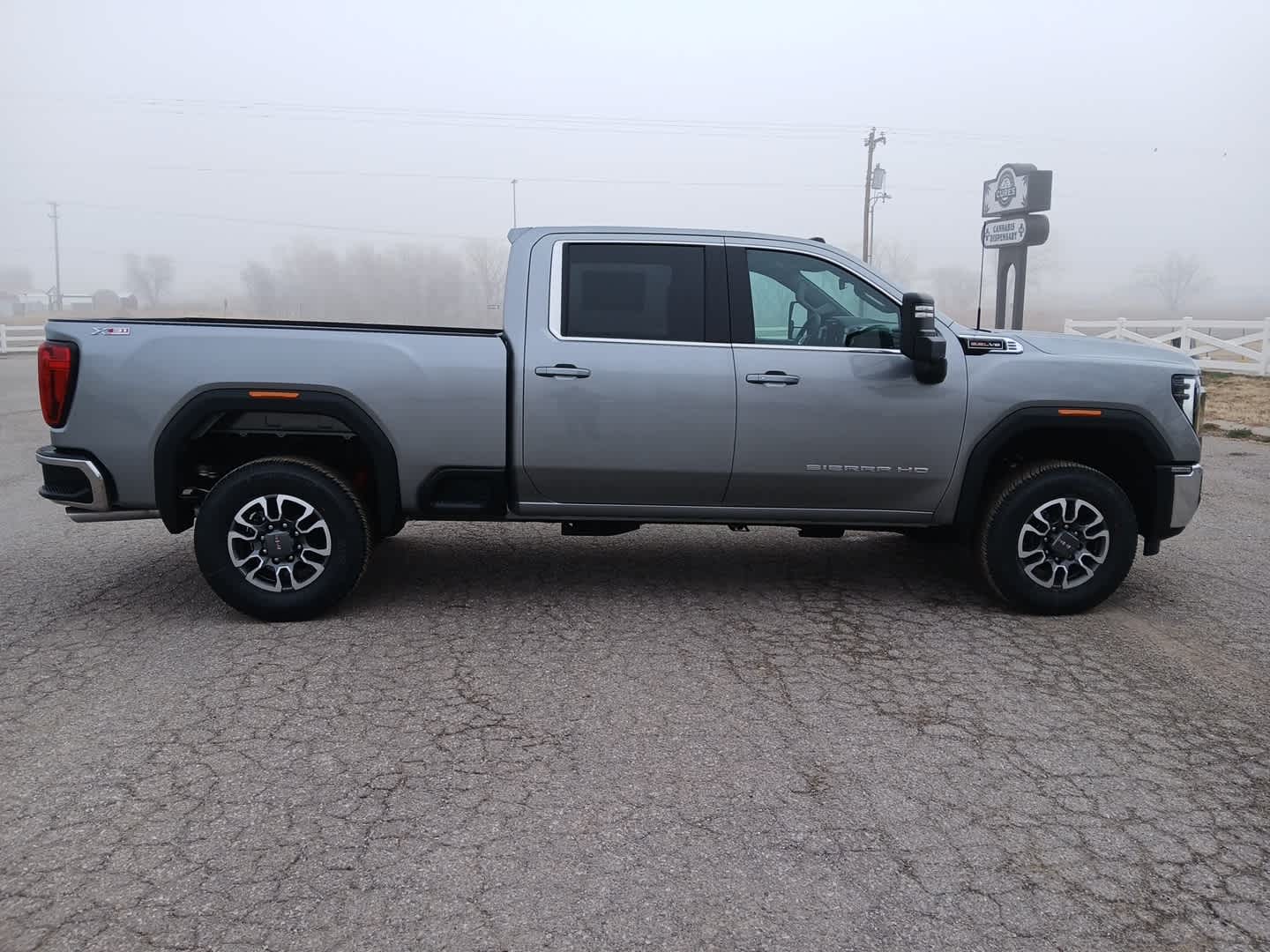 2026 GMC Sierra 2500HD SLE