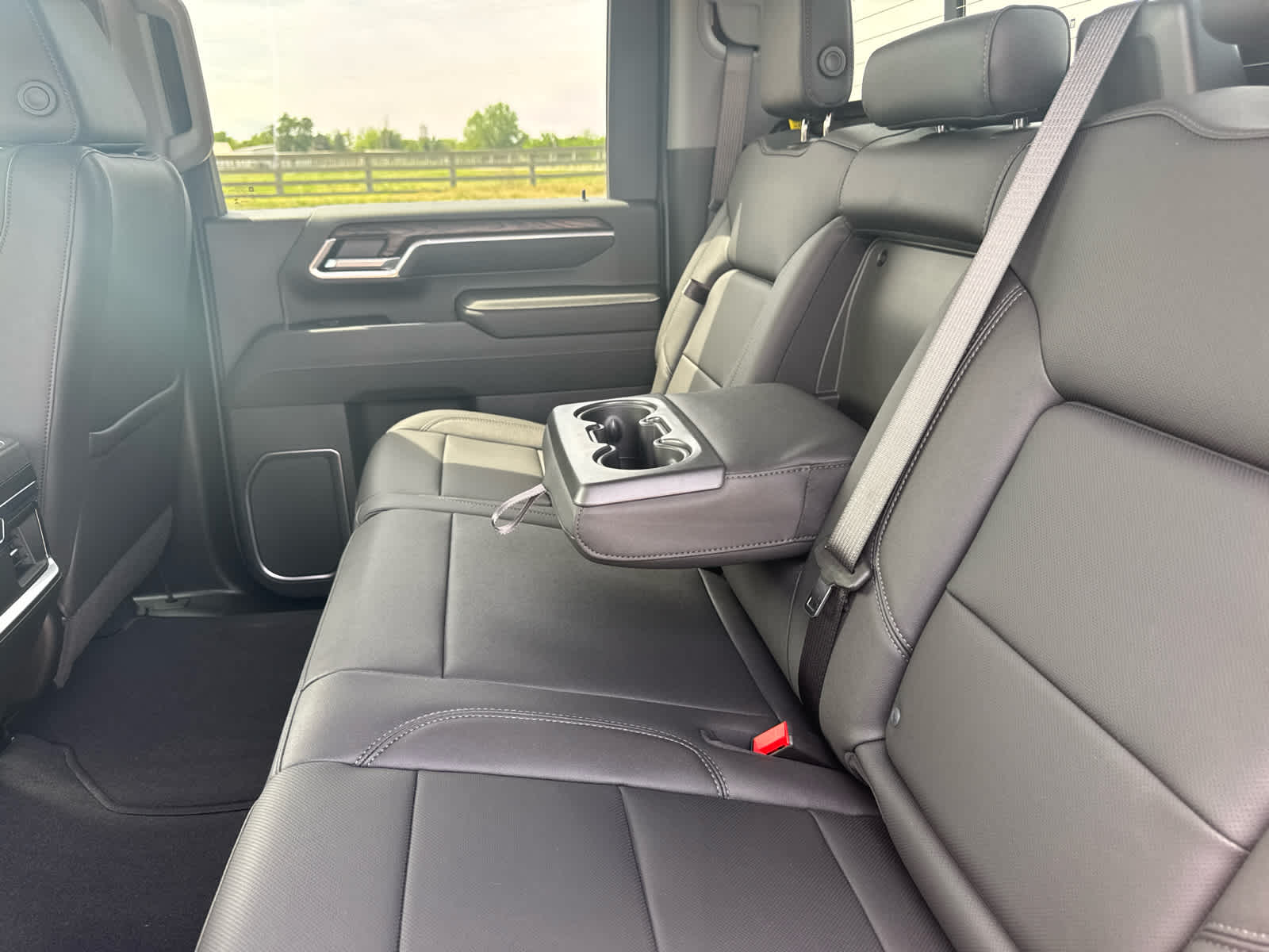 2026 GMC Sierra 2500HD SLT