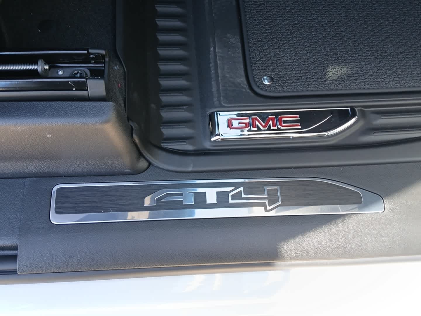 2026 GMC Sierra 2500HD AT4