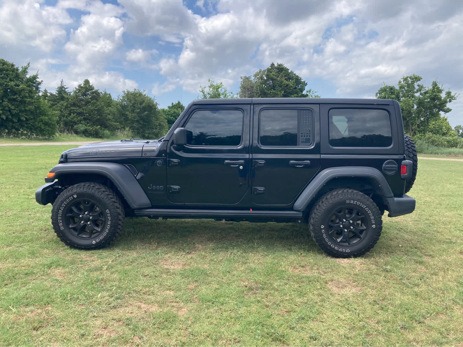 2022 Jeep Wrangler Unlimited Willys