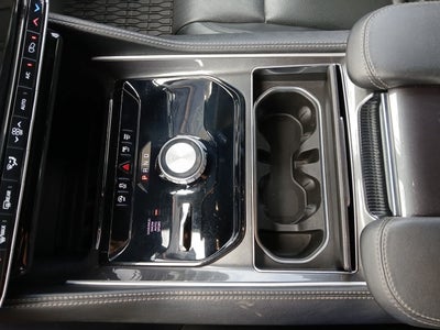 2024 Jeep Wagoneer Base