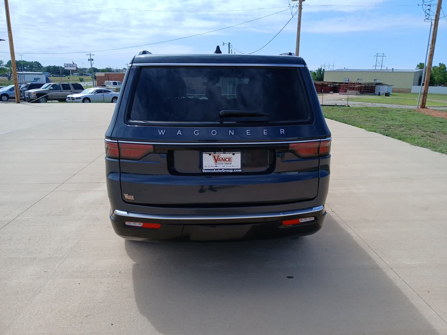 2024 Jeep Wagoneer Base