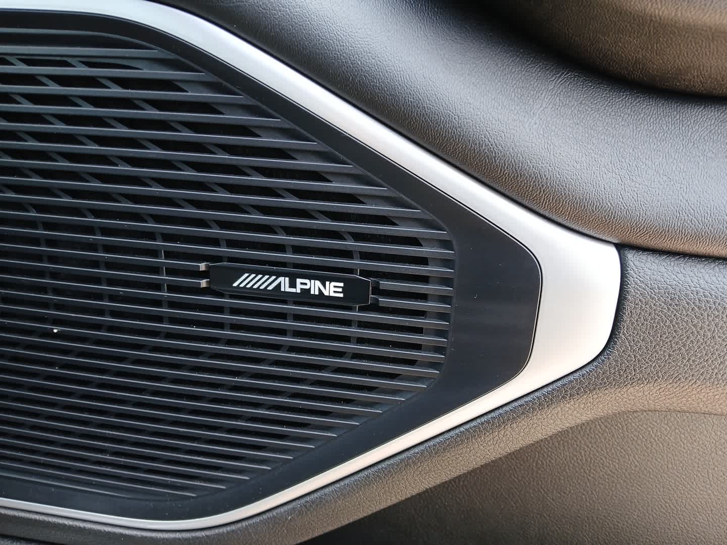 2024 Jeep Wagoneer Base