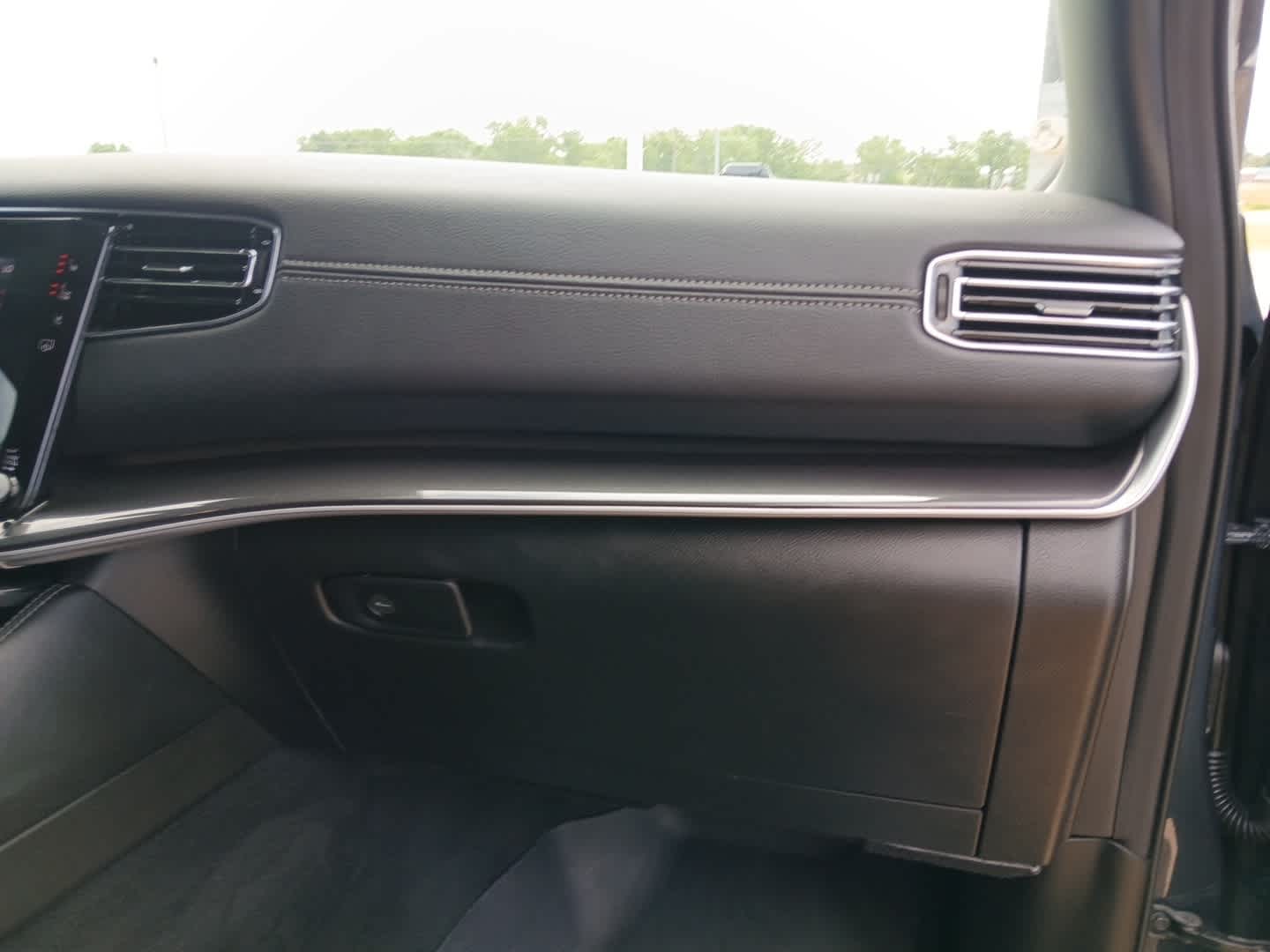 2024 Jeep Wagoneer Base