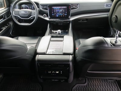 2024 Jeep Wagoneer Base