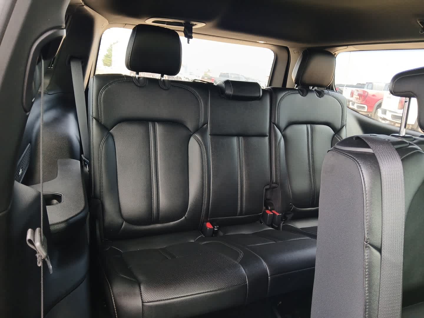 2024 Jeep Wagoneer Base