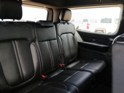 2024 Jeep Wagoneer Base