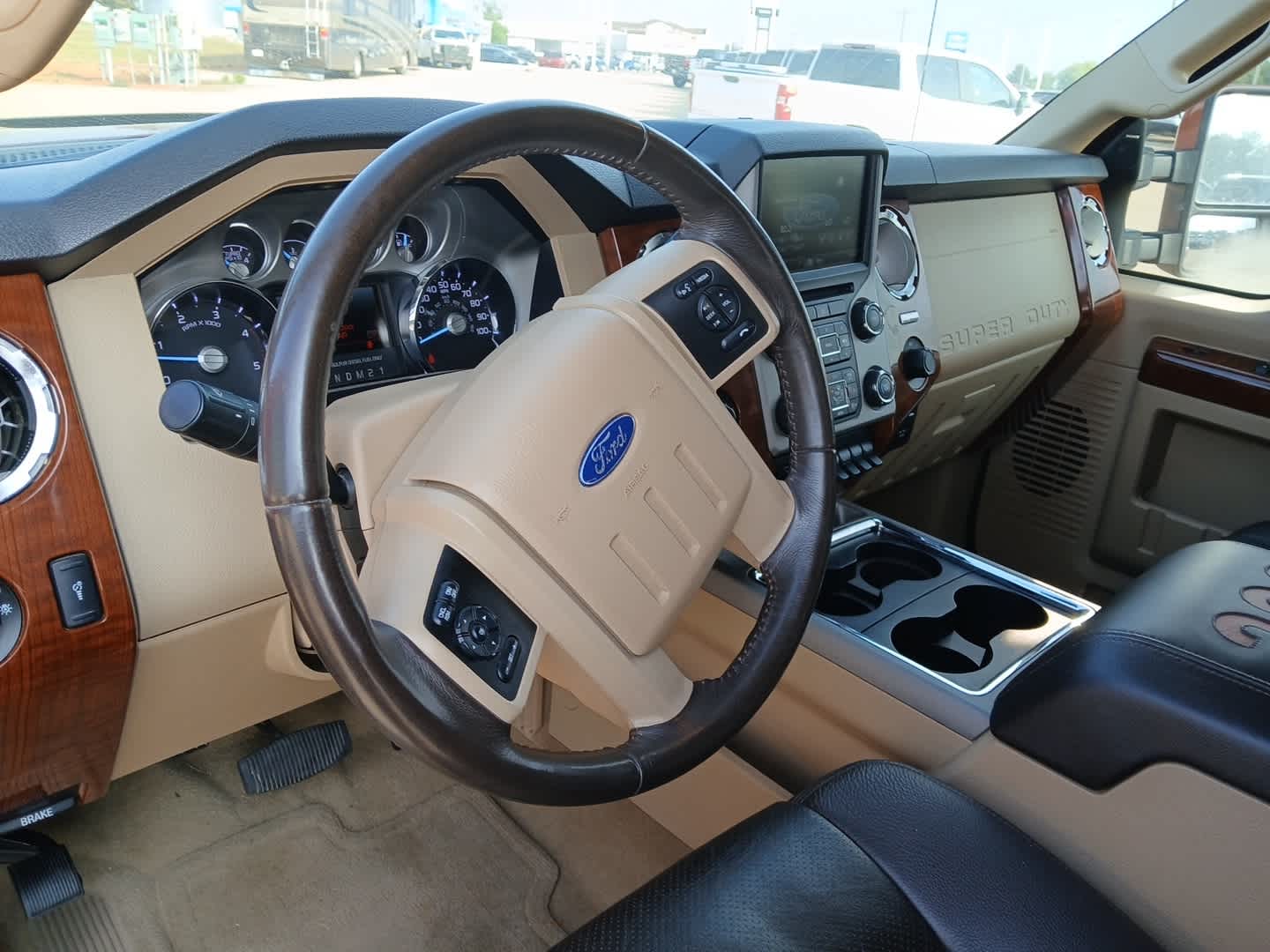 2015 Ford Super Duty F-250 SRW Lariat